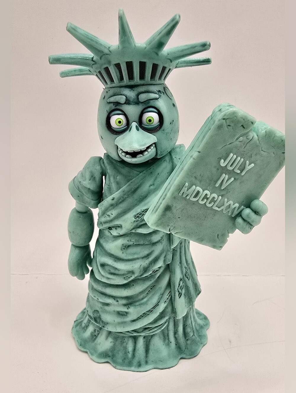 Funko Chica Statue Of Liberty Five Nights At Freddys FNAF 5.5” Action Figure